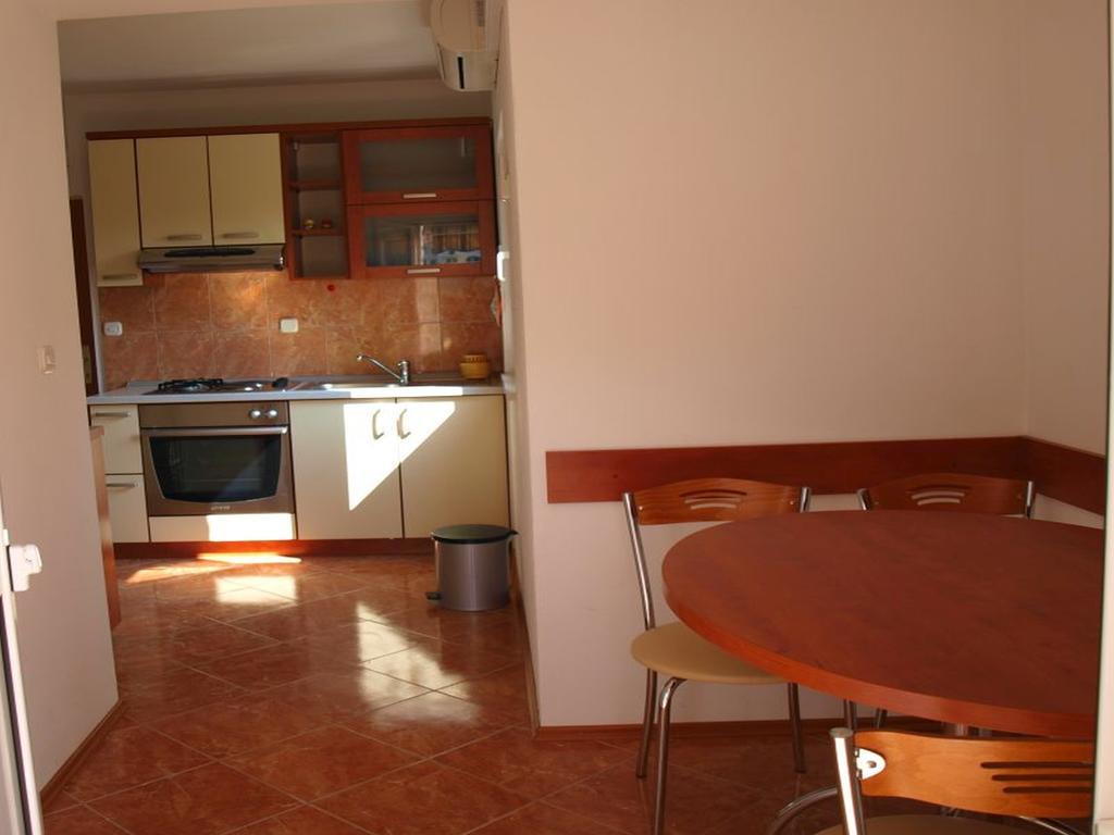 Apartments Mia Postira Camera foto